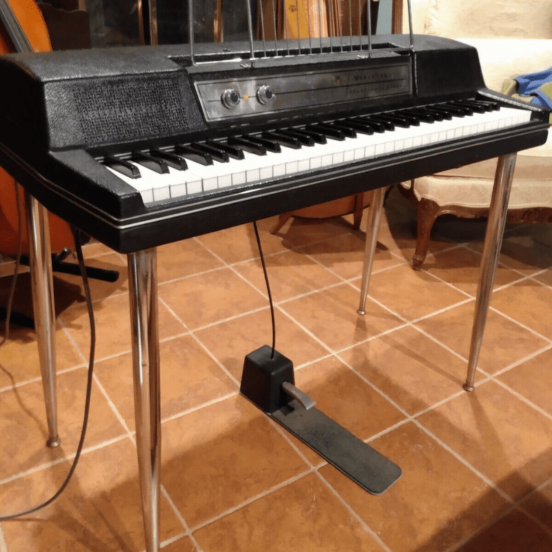 Wurlitzer 200A vintage electric piano