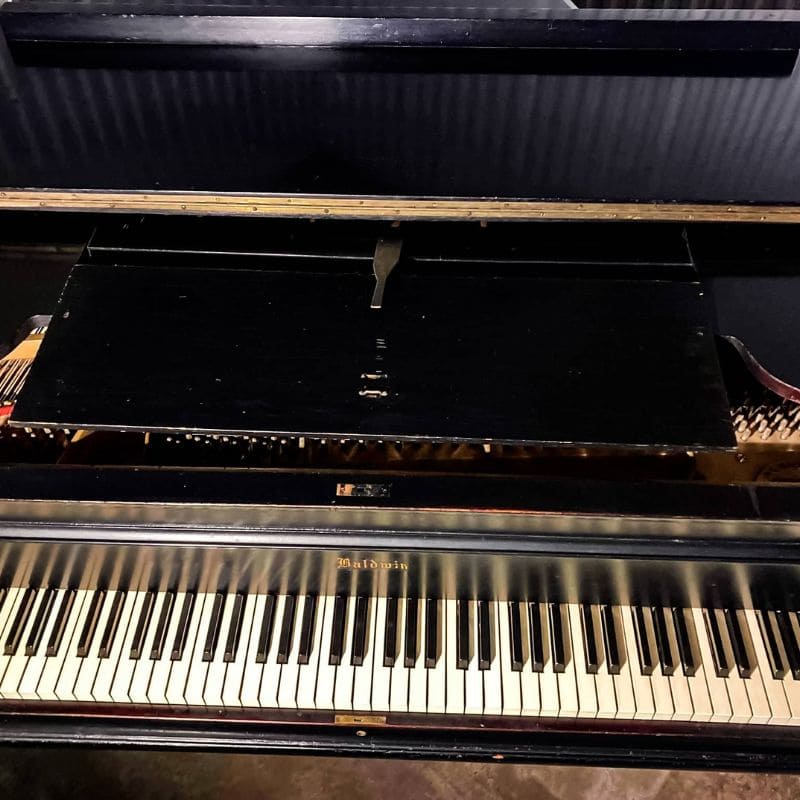 Concert grand piano Baldwin 9′ SD-6 model