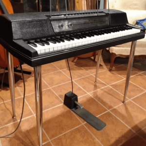 Wurlitzer 200 Electric Piano