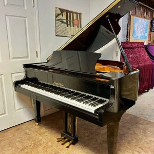 Pearl River Baby Grand Piano – Glossy Black, Sweet Sound