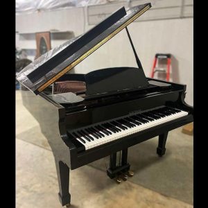 Schumann Baby Grand Piano – Model G-80A – 5′ – Glossy Black