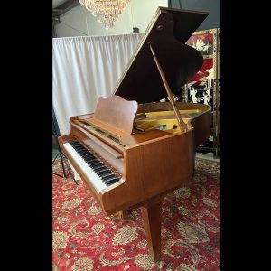 Schimmel 5′ Baby Grand Piano – Classic German Craftsmanship