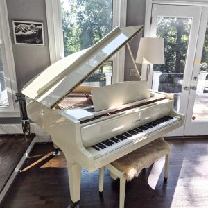 Kawai Grand Piano GE1 – 5’1″ – White – Excellent Sound