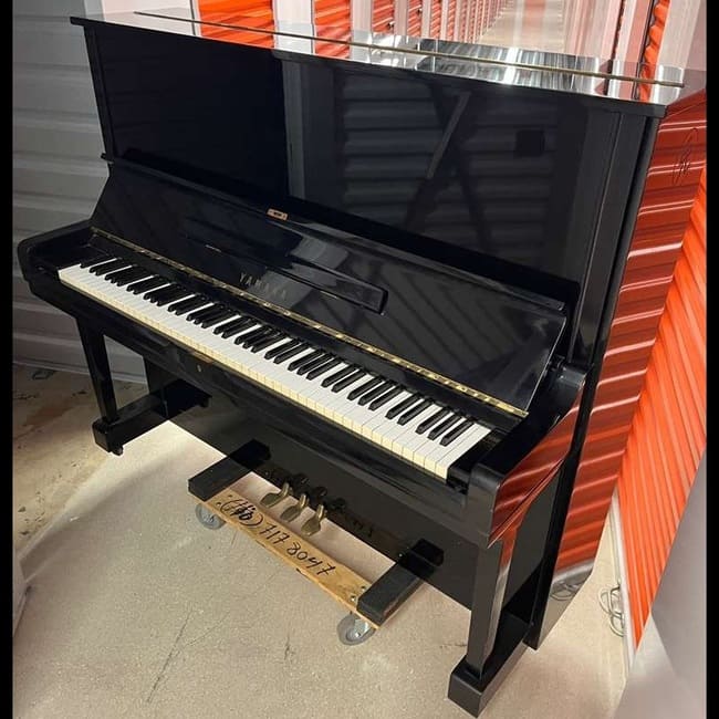 Yamaha U3 Upright Piano – 52" – Japanese Made – Original Condition – Exceptional Sound